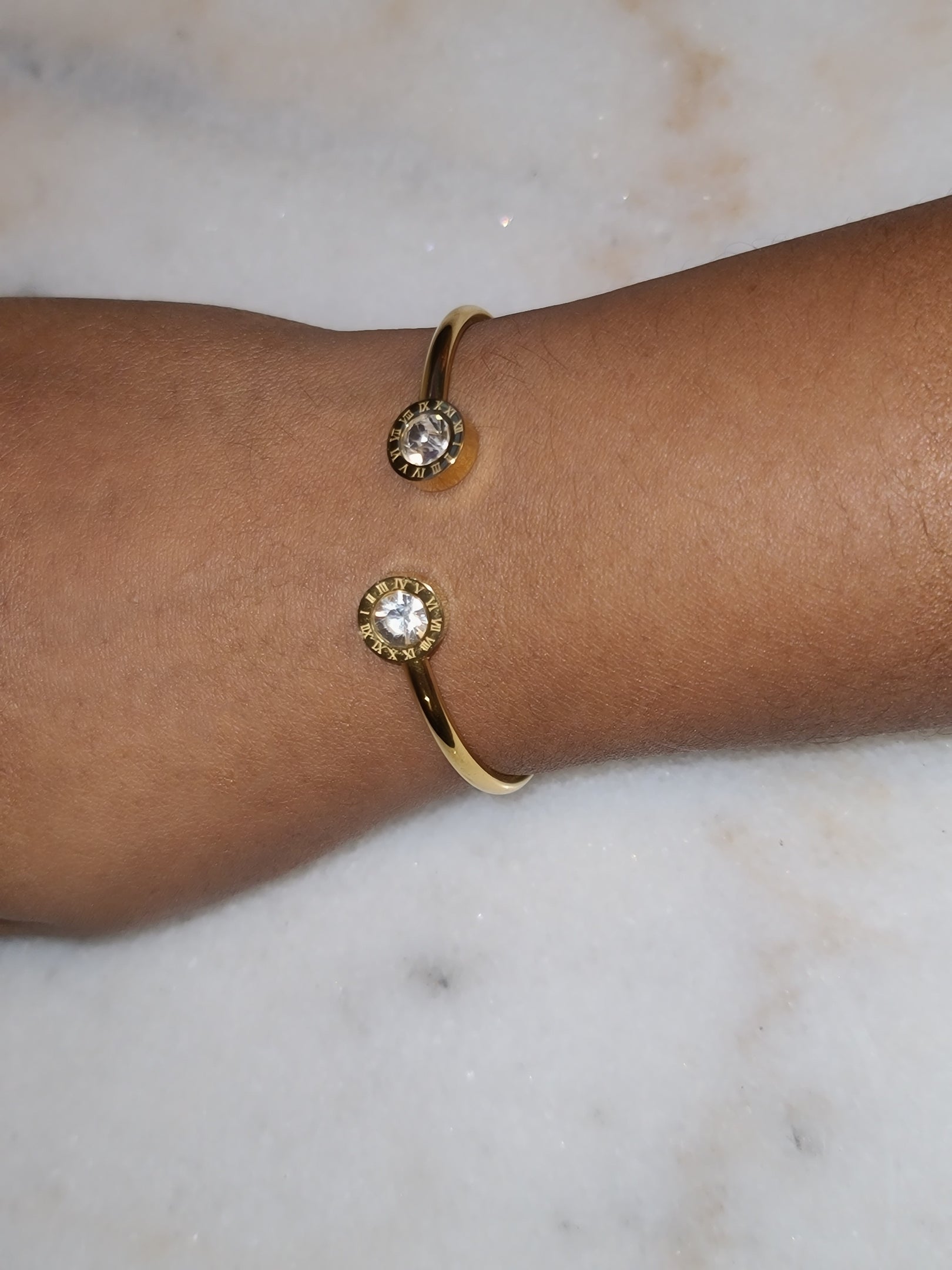 Roman Bangle Set
